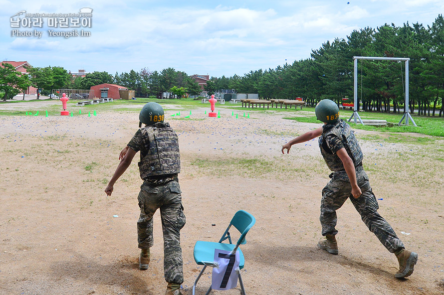 신병1307기1교육대4주차_수류탄1_6014.jpg