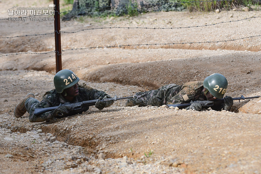 신병1307기_2교육대_극기주1_1146.jpg