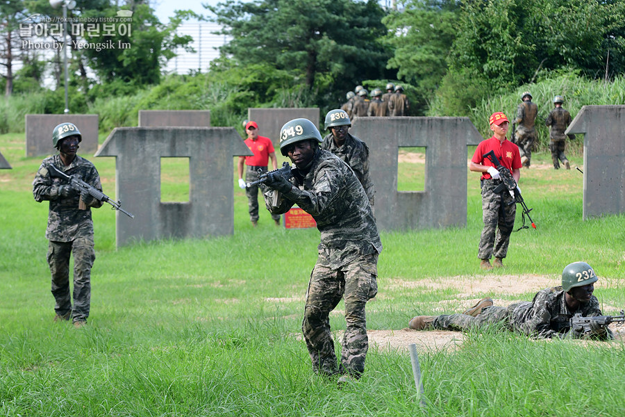 신병1307기_2교육대_극기주1_1229.jpg