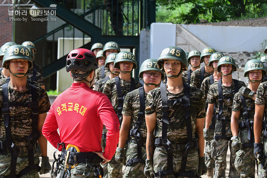 신병1307기_2교육대_극기주2_1914.jpg