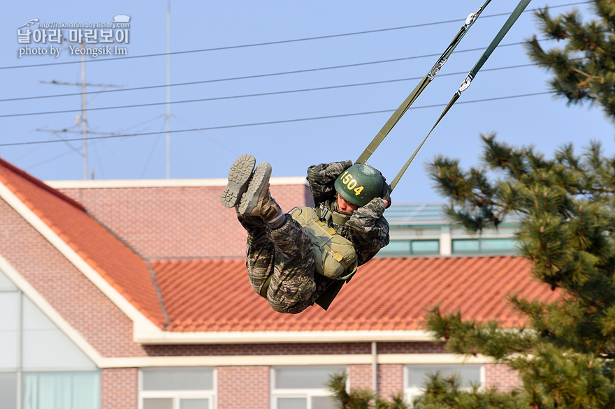 신병1313기1교육대4주차_공중돌격2_1712.jpg