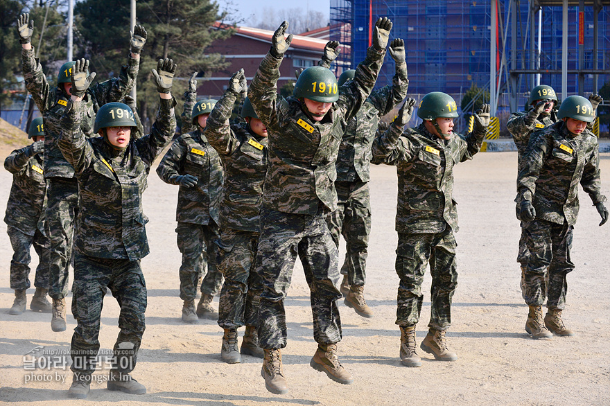 신병1313기1교육대4주차_공중돌격2_1477.jpg