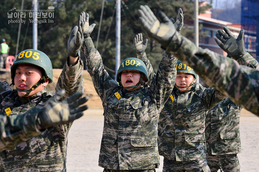 신병1313기1교육대4주차_공중돌격2_1506.jpg