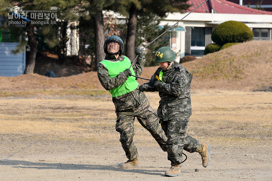 신병1313기1교육대4주차_공중돌격2_1632.jpg