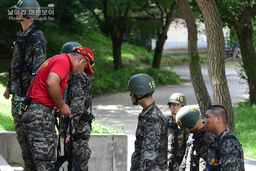 신병1307기_1교육대_극기주1_1569.jpg