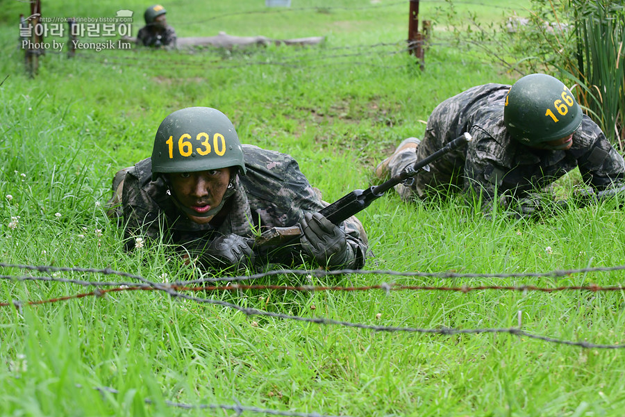 신병1307기_1교육대_극기주2_1780.jpg