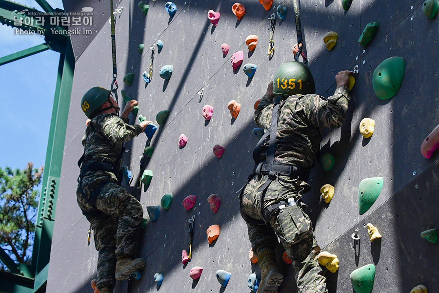 신병1307기_1교육대_극기주1_1512.jpg