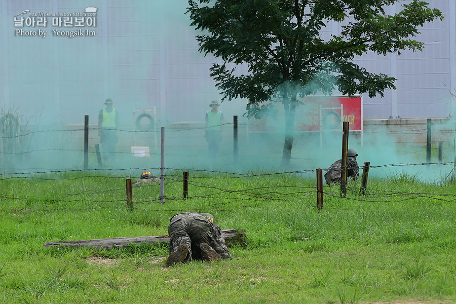 신병1307기_1교육대_극기주2_1749.jpg