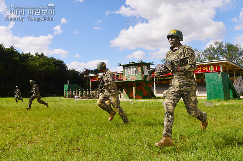 신병1309기 1교육대 극기주1_7545.jpg