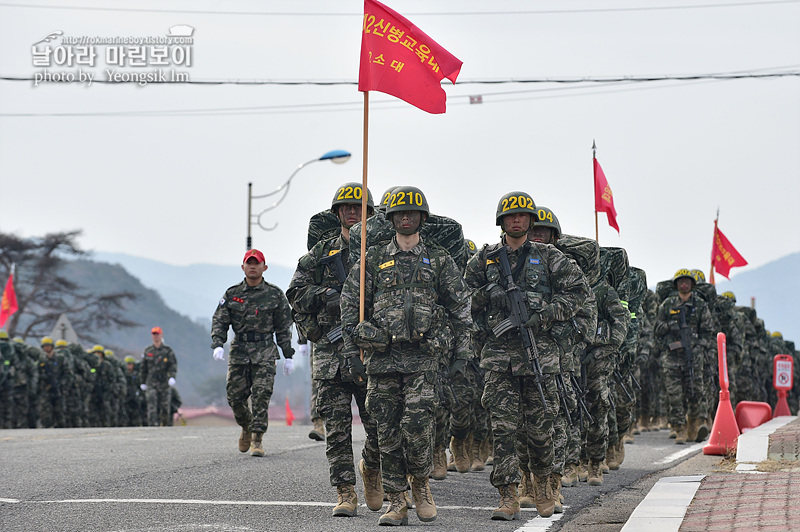 신병1313기_극기주_빨간명찰수여식_5482.jpg