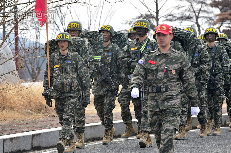 신병1313기_극기주_빨간명찰수여식_5500.jpg