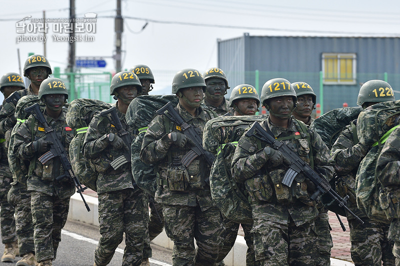 신병1313기_극기주_빨간명찰수여식_5535.jpg