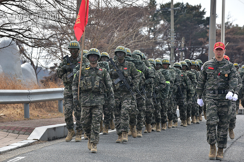 신병1313기_극기주_빨간명찰수여식_5525.jpg