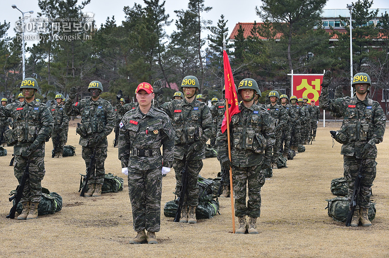 신병1313기_극기주_빨간명찰수여식_5665.jpg