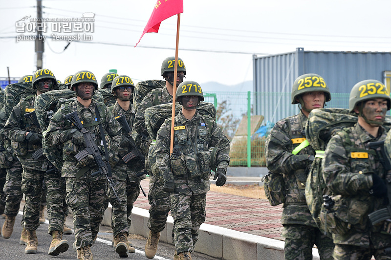 신병1313기_극기주_빨간명찰수여식_5502.jpg