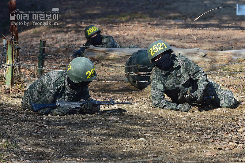 신병1313기_2교육대_극기주_각개전투_5281.jpg