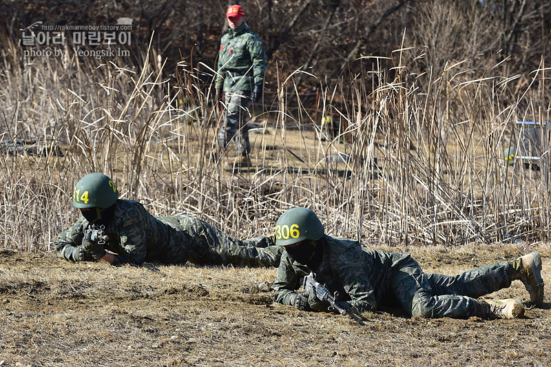 신병1313기_2교육대_극기주_각개전투_5276.jpg