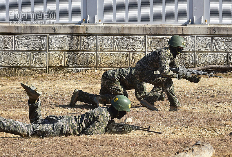 신병1313기_1교육대_극기주_각개전투_5219.jpg