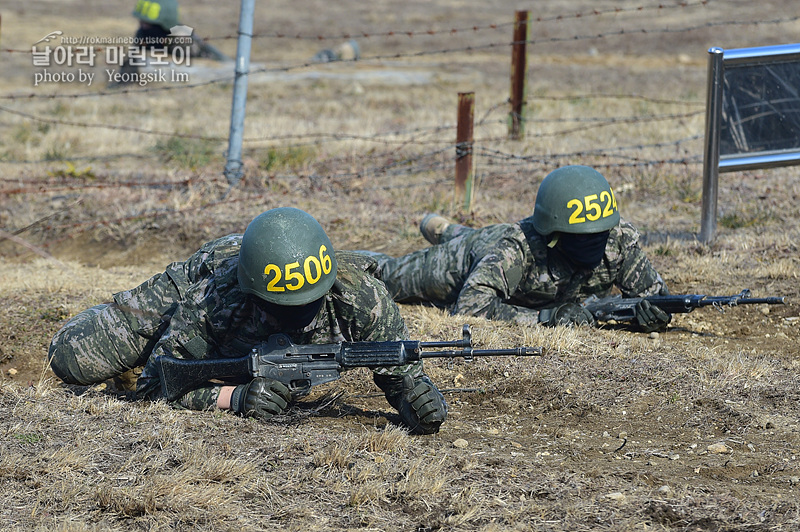 신병1313기_2교육대_극기주_각개전투_5287.jpg