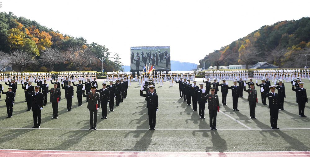 제137기 해군·해병대 사관후보생 수료 및 임관식 1.jpg