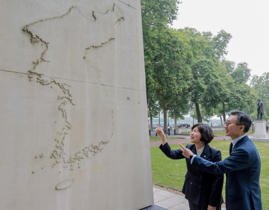 영국 한국전 참전비 ‘독도’ 표기한 로더미어 자작부인의 노력 알려야_1.png